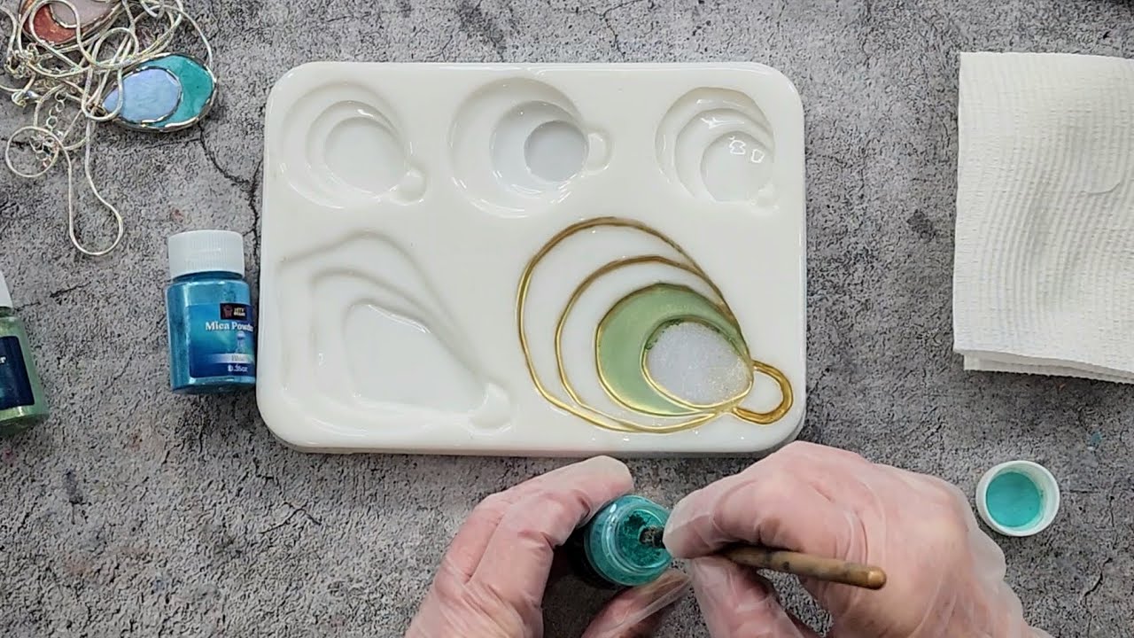 #2052 You Have NEVER Seen A Resin Pendant Like This!