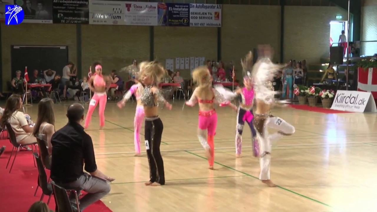 DISCO DANS - DM INTERNATIONAL 2018-5