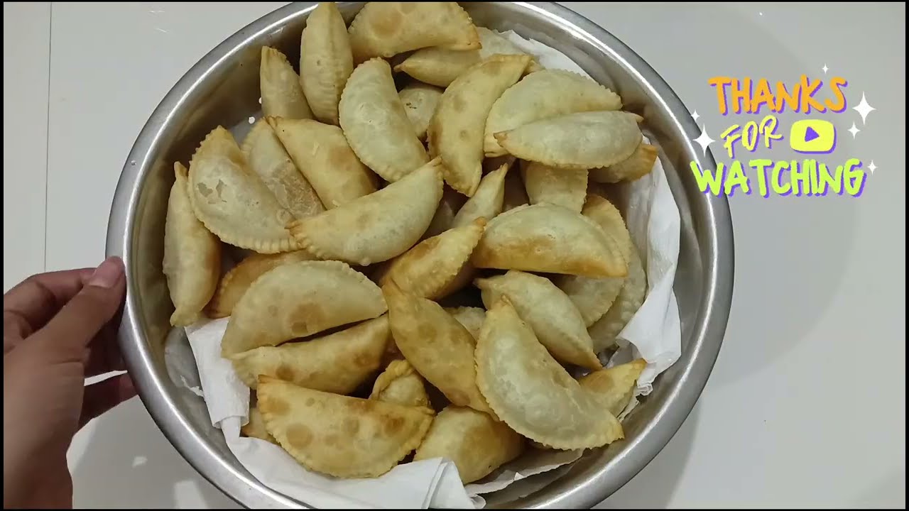 गुजिया कैसे बनाएं gughiya recipe ki asan tips and tricks 