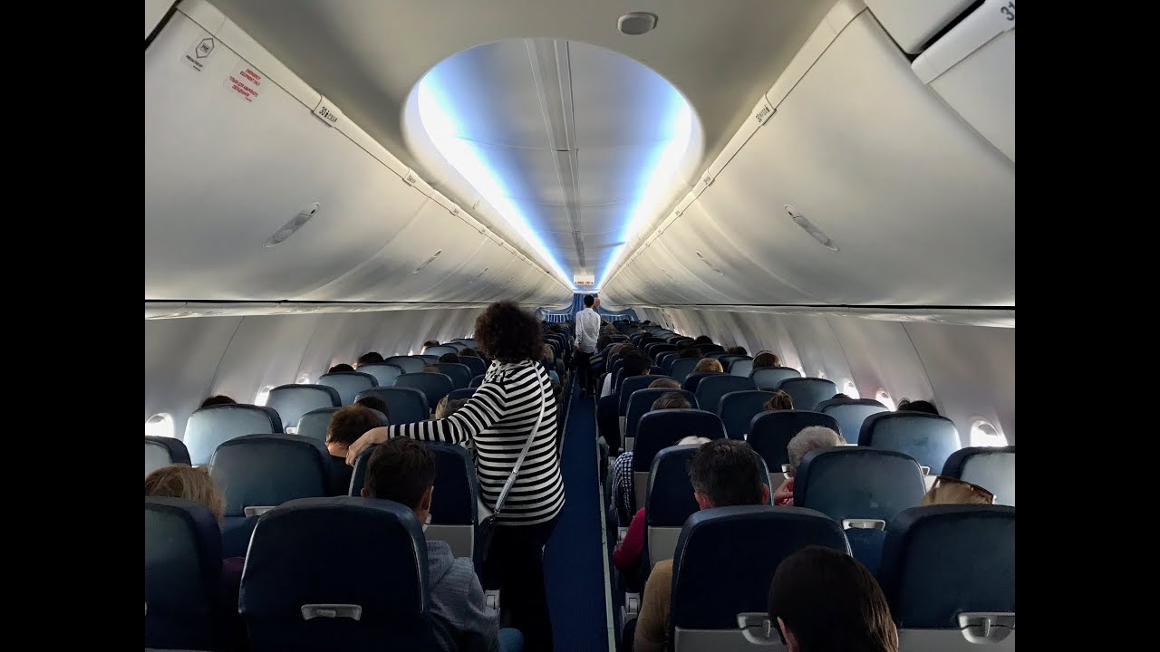 Trying out Ukraine International Airlines between Brussels and Kyiv (04/2018).