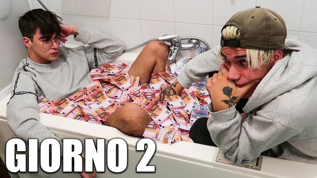 L’ULTIMO che ESCE dalla VASCA PIENA DI SOLDI li VINCE TUTTI!!