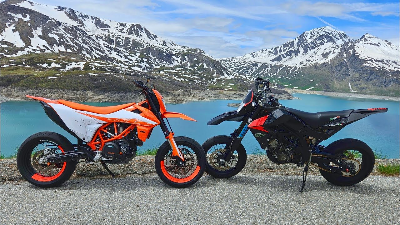 APRILIA SXV 550 vs KTM 690 SMC - R ON BOARD