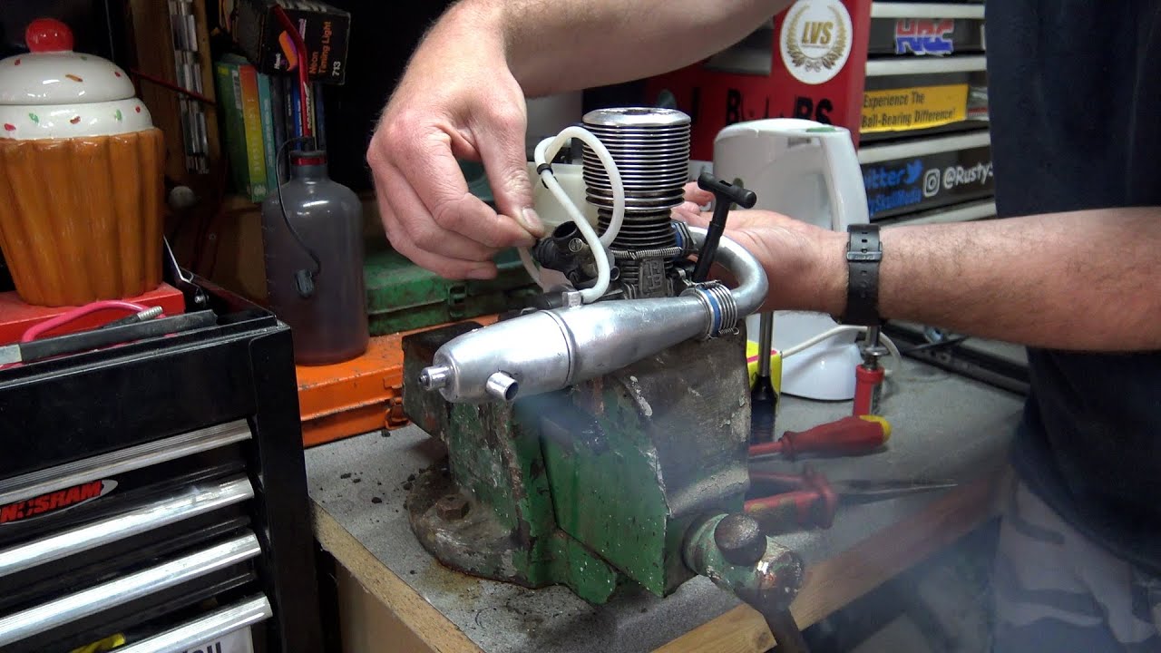 Vintage Nitro Engine RB-28 Finally Runs!