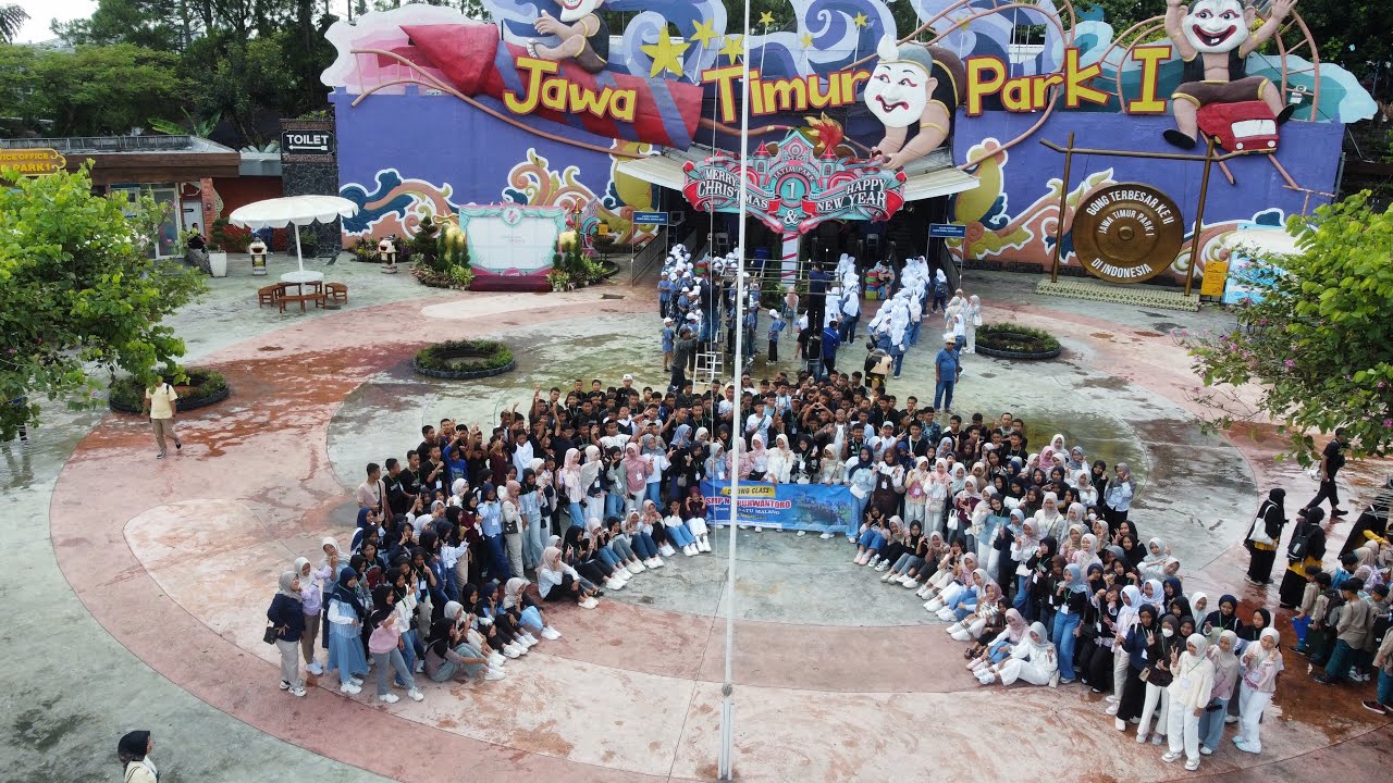 OUTING CLASS SMP N 1 PURWANTORO GOES TO MALANG