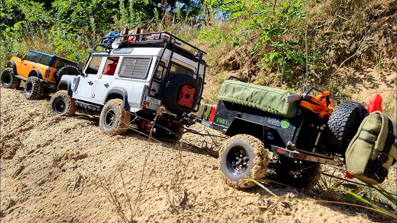 1/10 Scale RC - OFF Road 4x4 Ford Bronco, Custom Trailer, Kahn Defender 110, RC4WD Bivouac Trailer