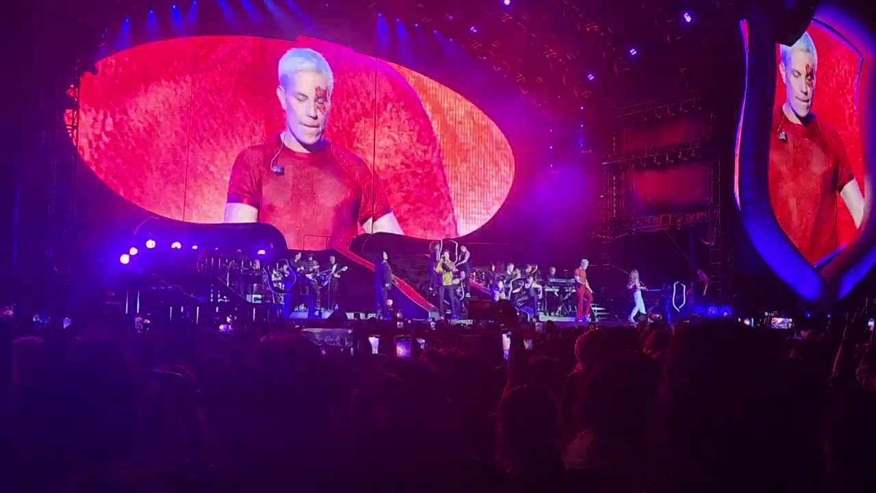 RBD - Que Hay Detras