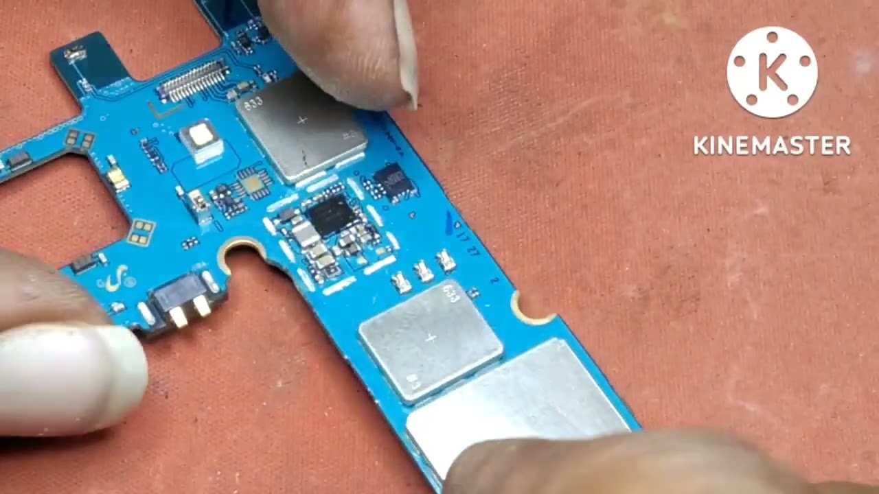 Samsung j7 max auto restart problem