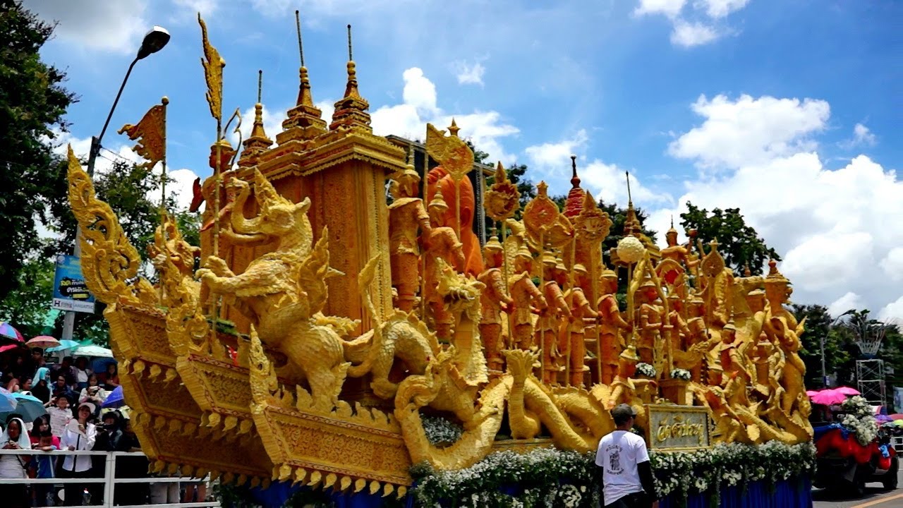 แห่เทียนพรรษาอุบล 2560 11 2017 Ubol Candle Festival