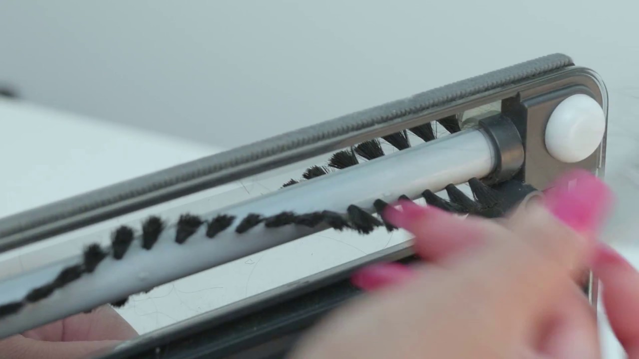 BLACK+DECKER™ Lithium Floor Sweeper - How to charge, empty and clean?