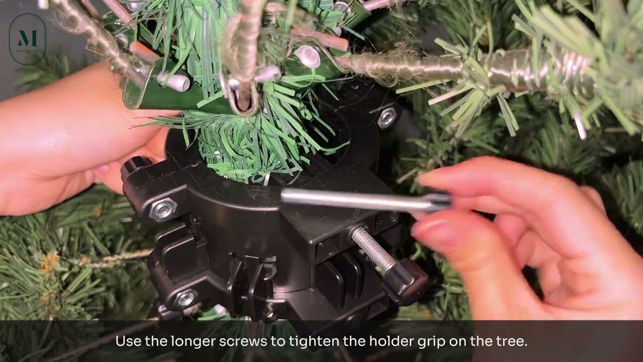 How to Set Up Your Christmas Tree Train Set
