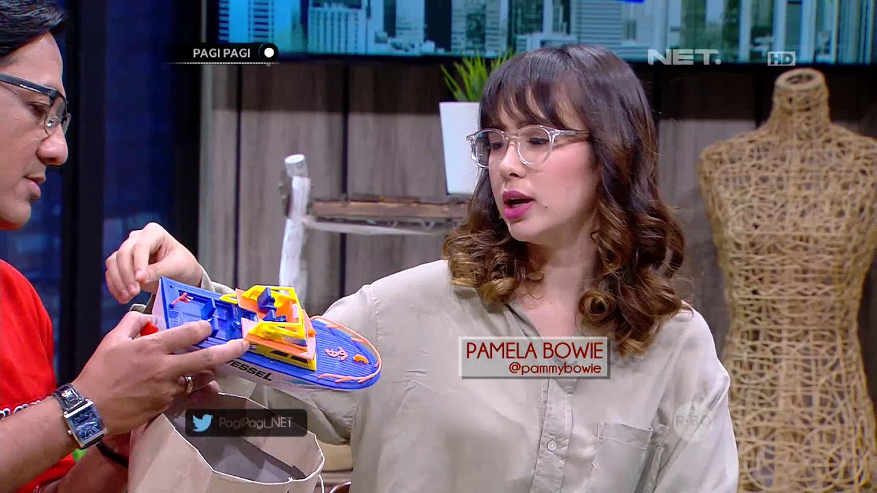 Bedah Tas Pamela Bowie Isinya Kayak Pasar Gembrong