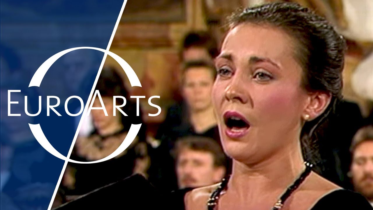 Mozart - Mass in C minor, K. 427 (Bach Collegium Stuttgart, Helmuth Rilling)