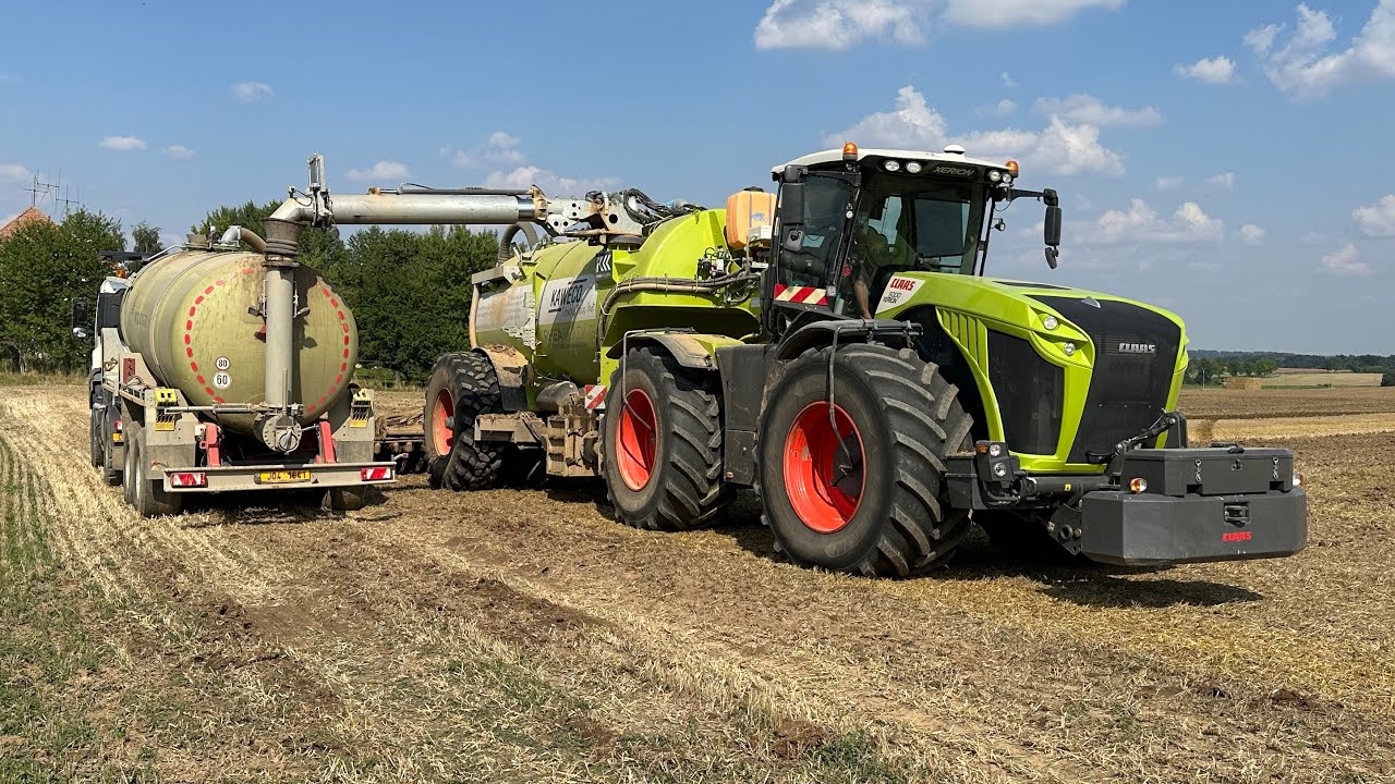 Claas Xerion 5000 with Kaweco ( very huge )