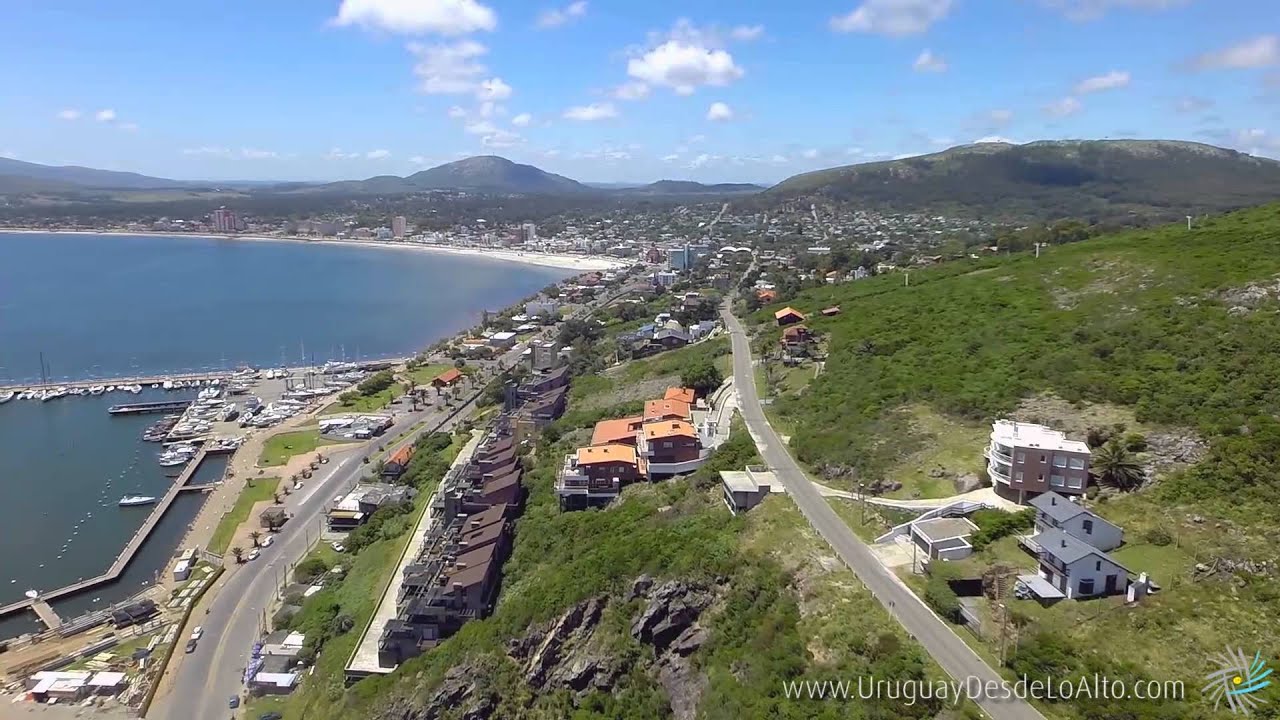 Video aéreo de Punta Fría, Piriápolis, Maldonado, Uruguay Desde Lo Alto