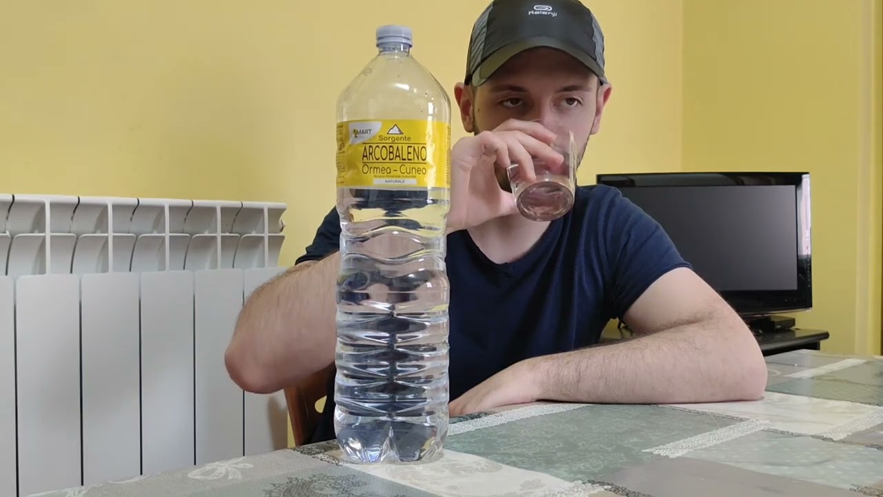 Esperto di Acqua in Bottiglia recensisce Acqua Smart (Esselunga)