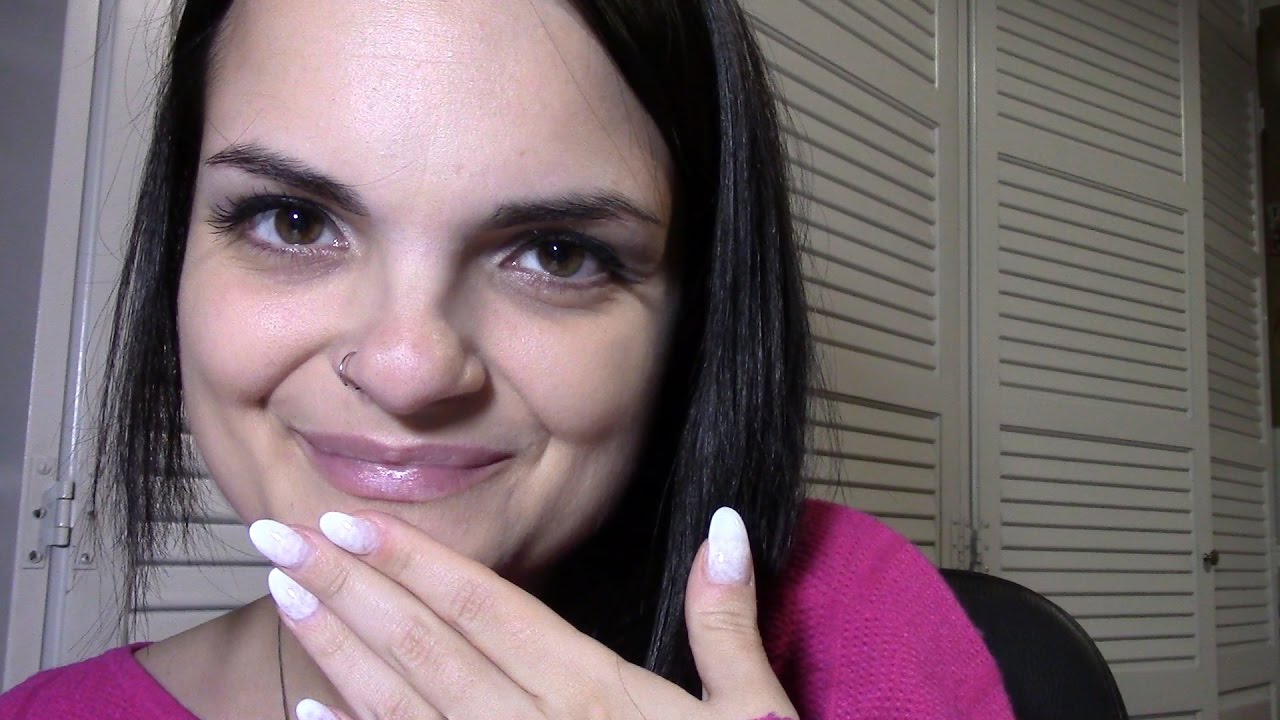 ❥ ASMR whispering | Eating candy ❥ Chiacchierine