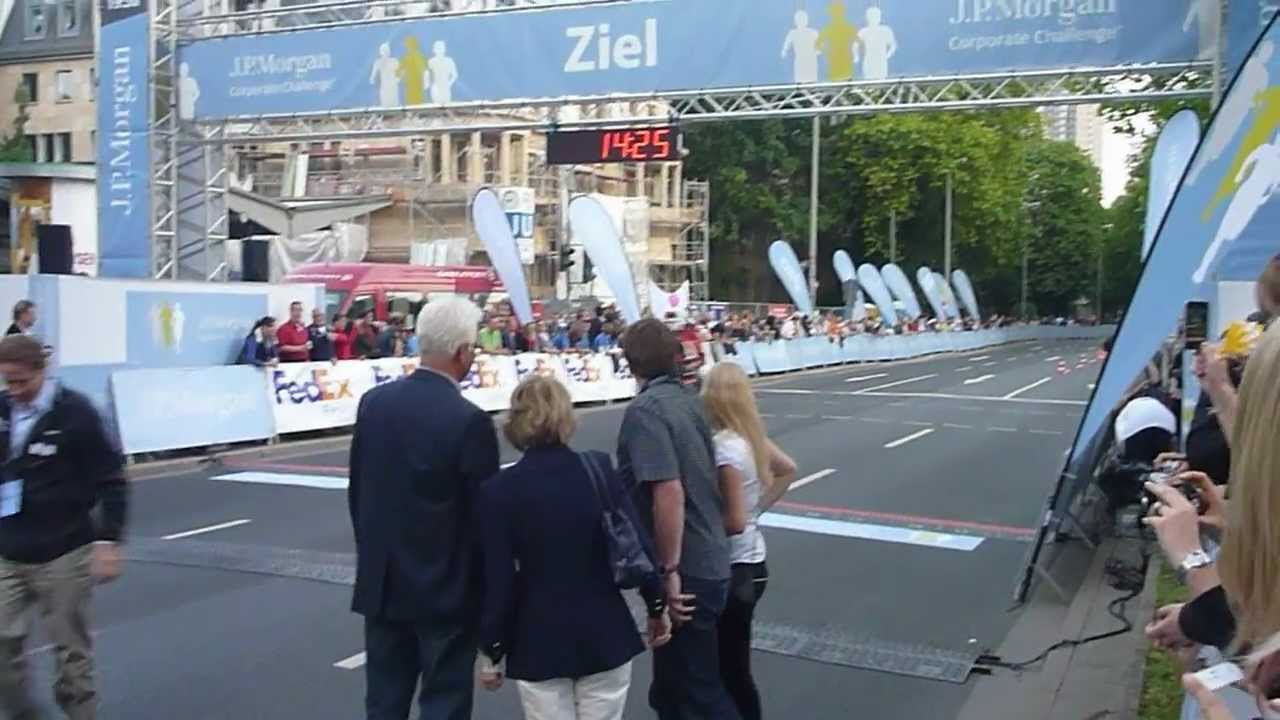 JPMCCC - Chase Corporate Challange Run | JPMORGAN RUN FRANKFURT - AT THE FINISH LINE