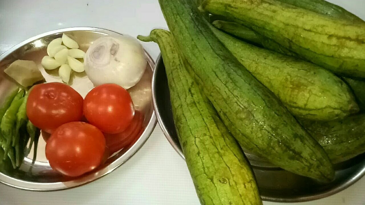 तोरई की सब्जी अगर ऐसे बनाएंगे बड़े तो बड़े बच्चे भी मांग मांग कर खाएंगे। Cook with Sofia.