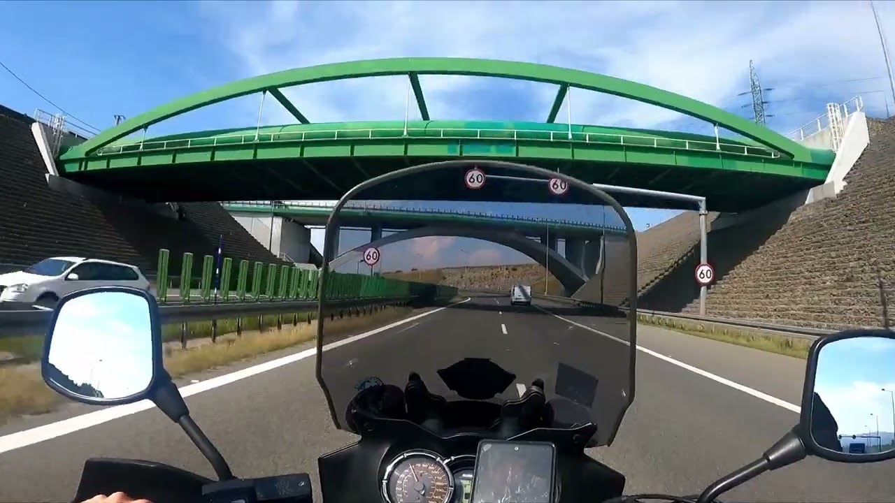 Czy uderzę w znak? Trasa Bielsko Biała - Czechowice-Dziedzice! Na motocyklu suzuki v-strom 1000