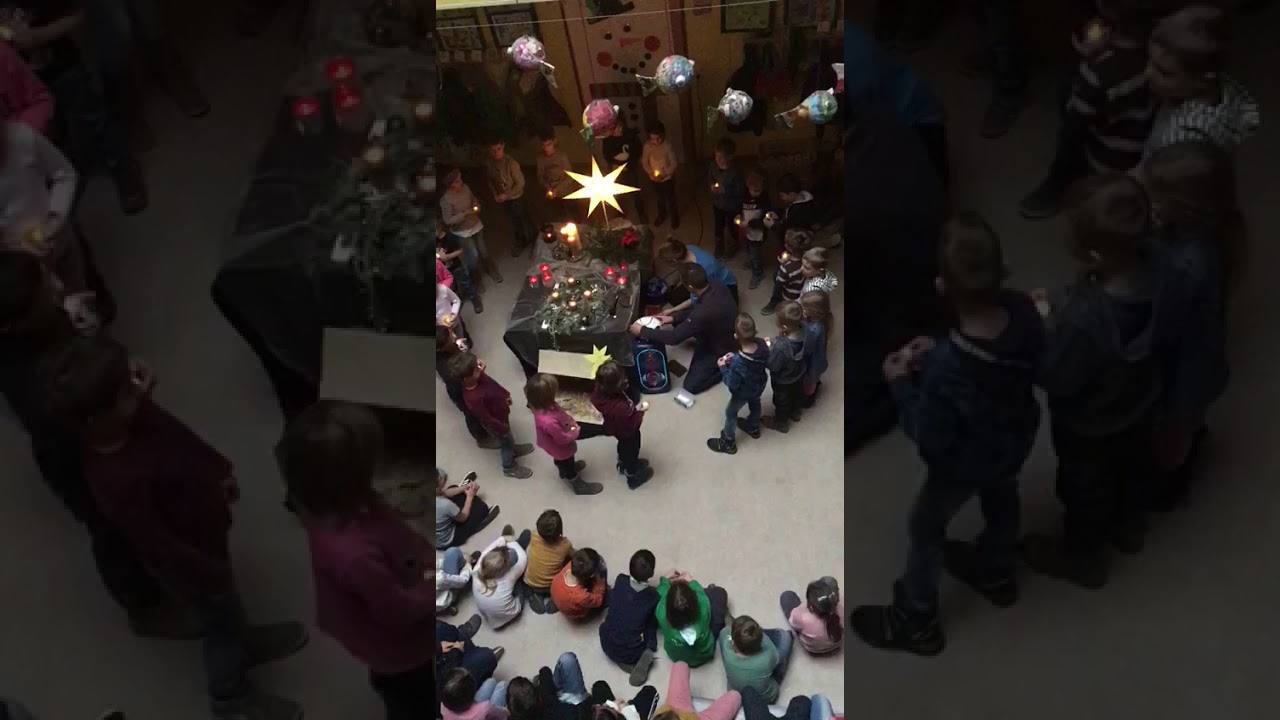 GS Limbach: Lichtertanz der 1a, Gottesdienst