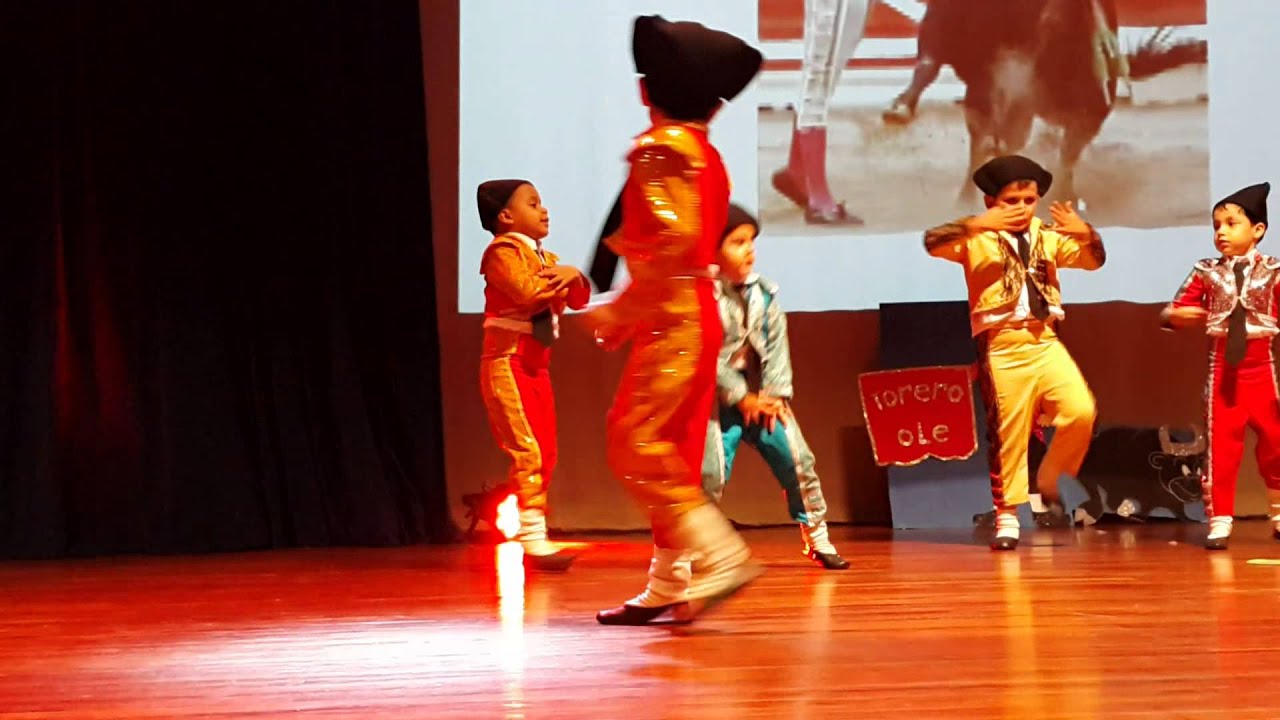 Juanfrita bailando Torero en Noches De Estrellas
