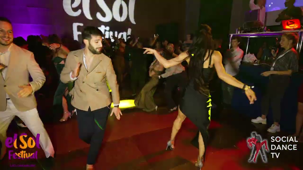 Roger & Yenifer - Salsa social dancing | El Sol Warsaw Salsa Festival 2023 (Poland)