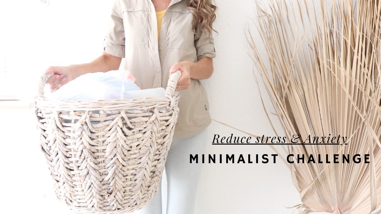 We Got Rid Of 1000 ITEMS in 31 DAYS! | Minimalist Challenge Week 4 | Minimalist Monday