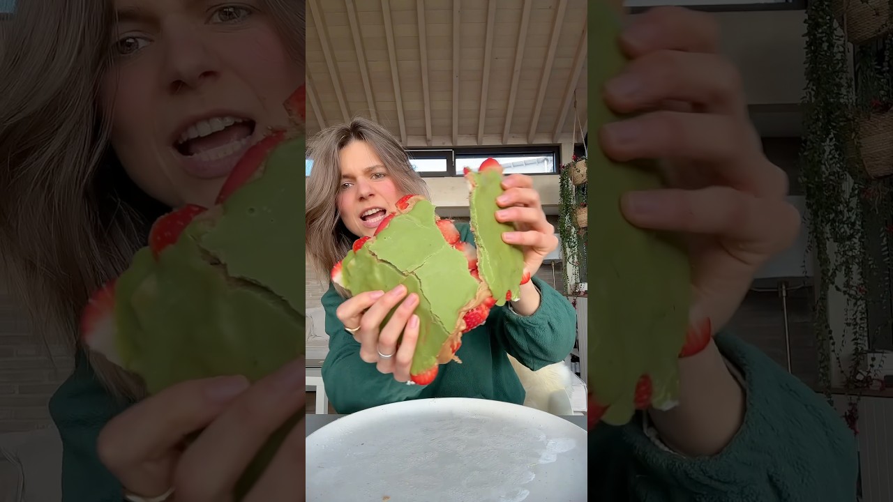 Strawberry matcha bark