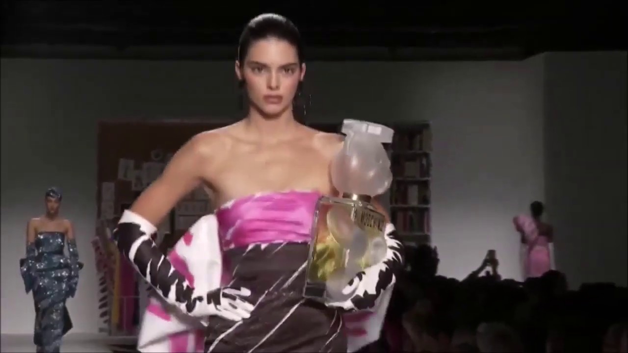 MOSCHINO women's spring summer 2019 fashion show