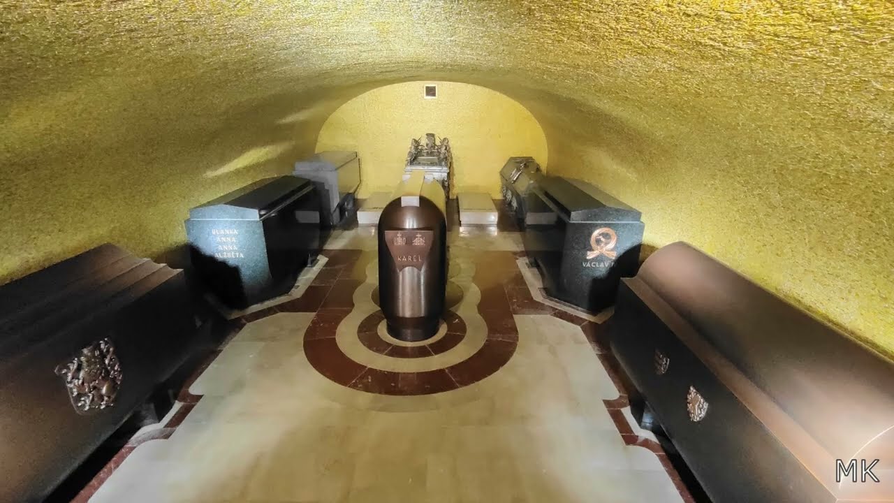 ROYAL TOMB + CHAPEL OF ST.WENCELAUS / KR&Aacute;LOVSK&Aacute; HROBKA + KAPLE SV.V&Aacute;CLAVA - WORLD CLIP 23