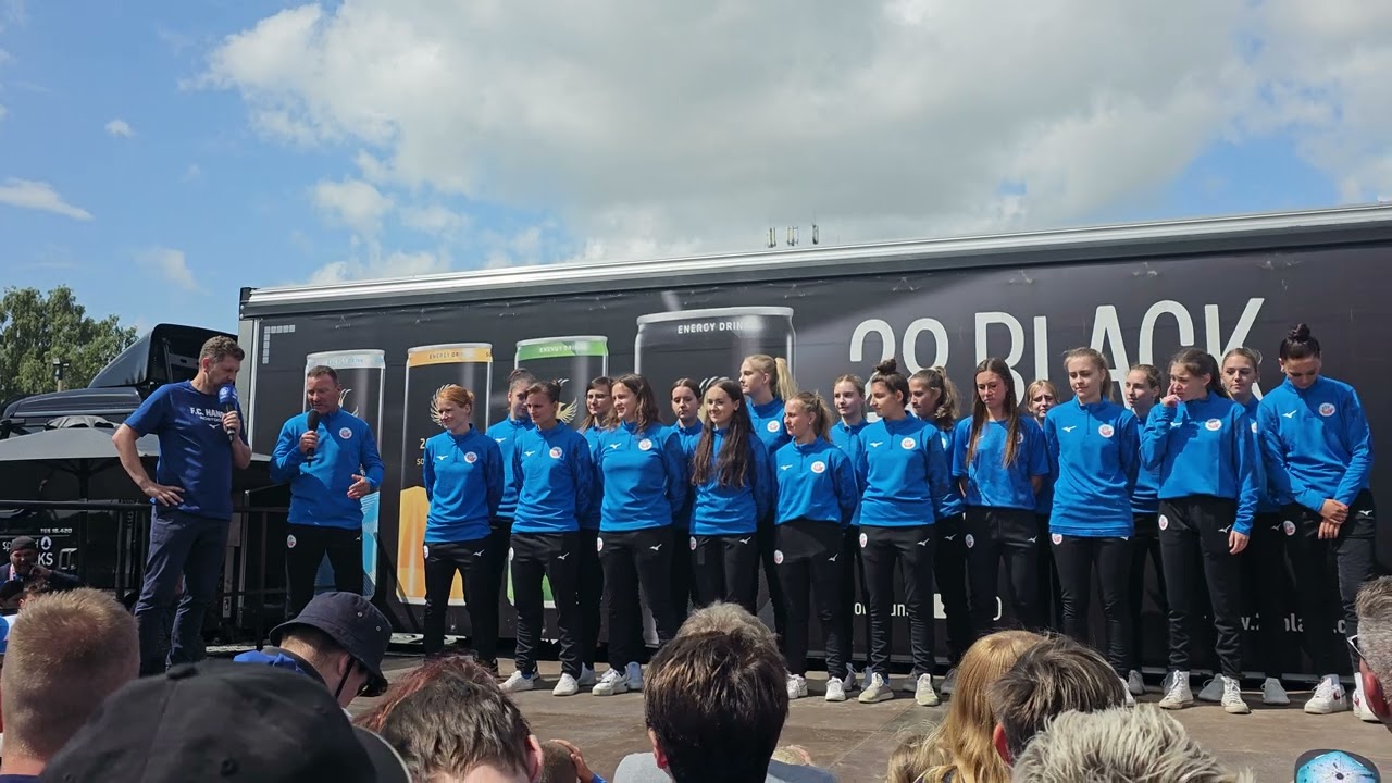 Frauen Mannschaft FC.Hansa Rostock  Vorstellung Fan und Familientag 2023