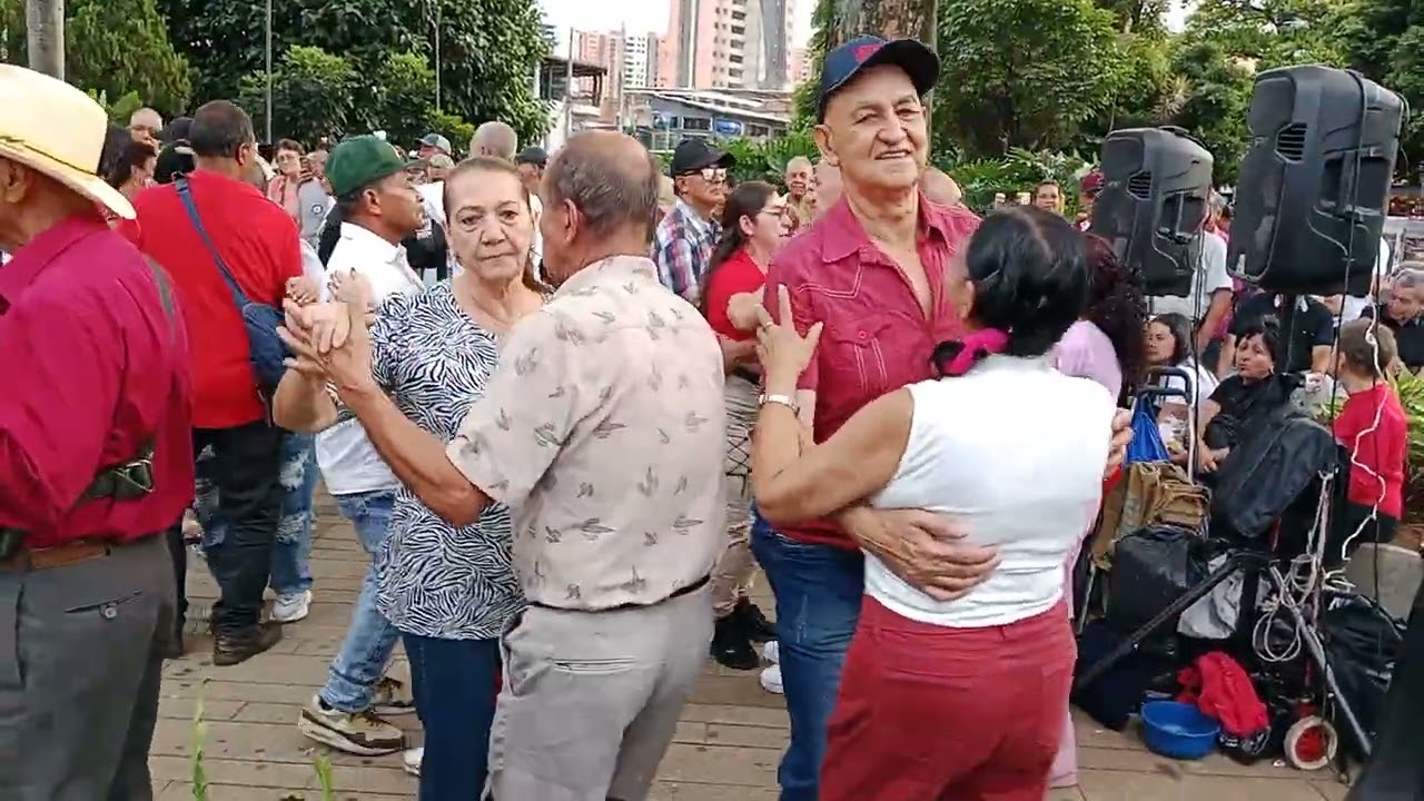 Al mejor estilo de los Integrados parranderos