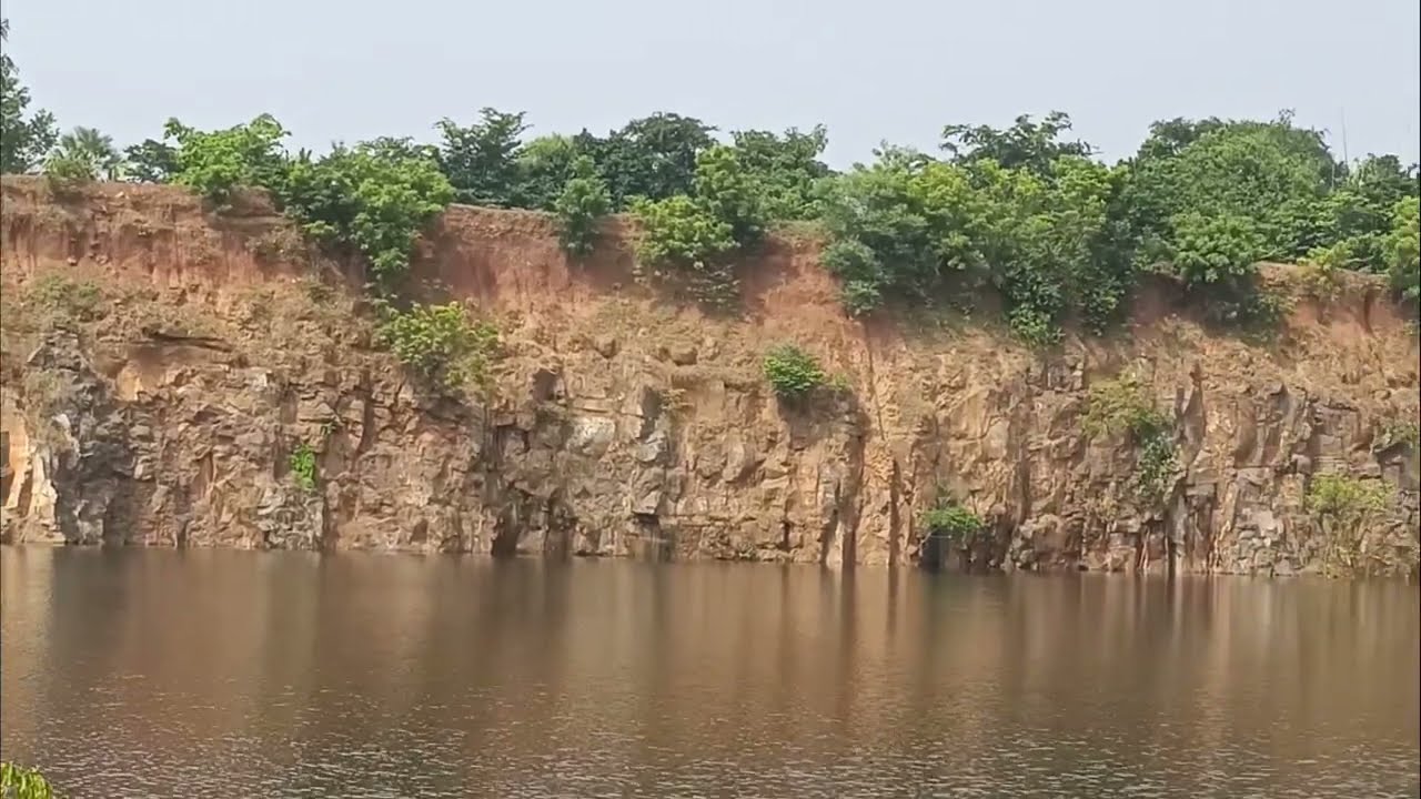 পাকুর এ অবস্থিত এত সুন্দর জায়গা 😱
