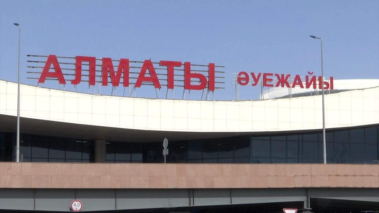 Скандал между предпринимателями и администрацией аэропорта разгорелся в Алматы