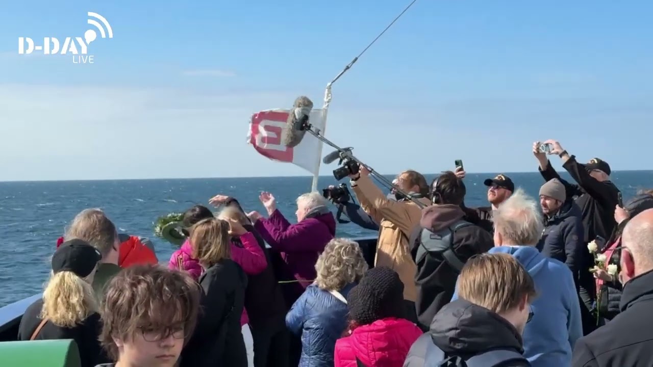 hommage en mer au large de Cherbourg en mémoire du Léopoldville.