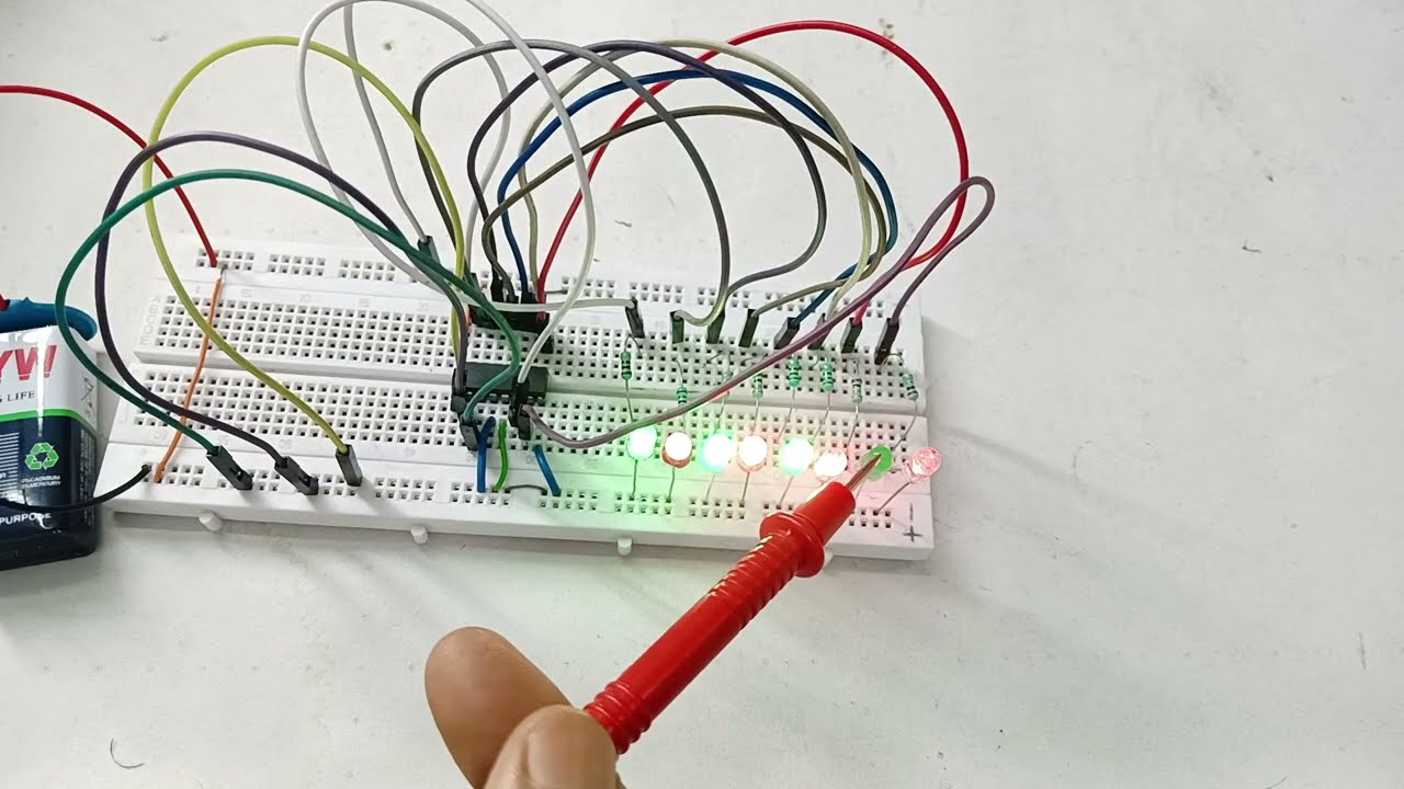 IC 74138 Decoder on Breadboard, Build 3:8 Decoder with 74138, #decoders, #74138decoder, #IC74138,