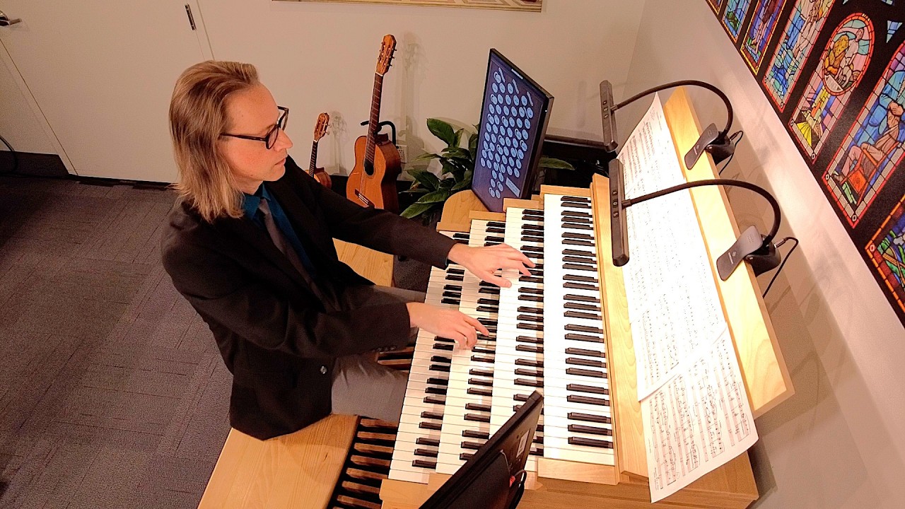 John Ireland - Miniature Suite - 3. Menuetto-Impromptu