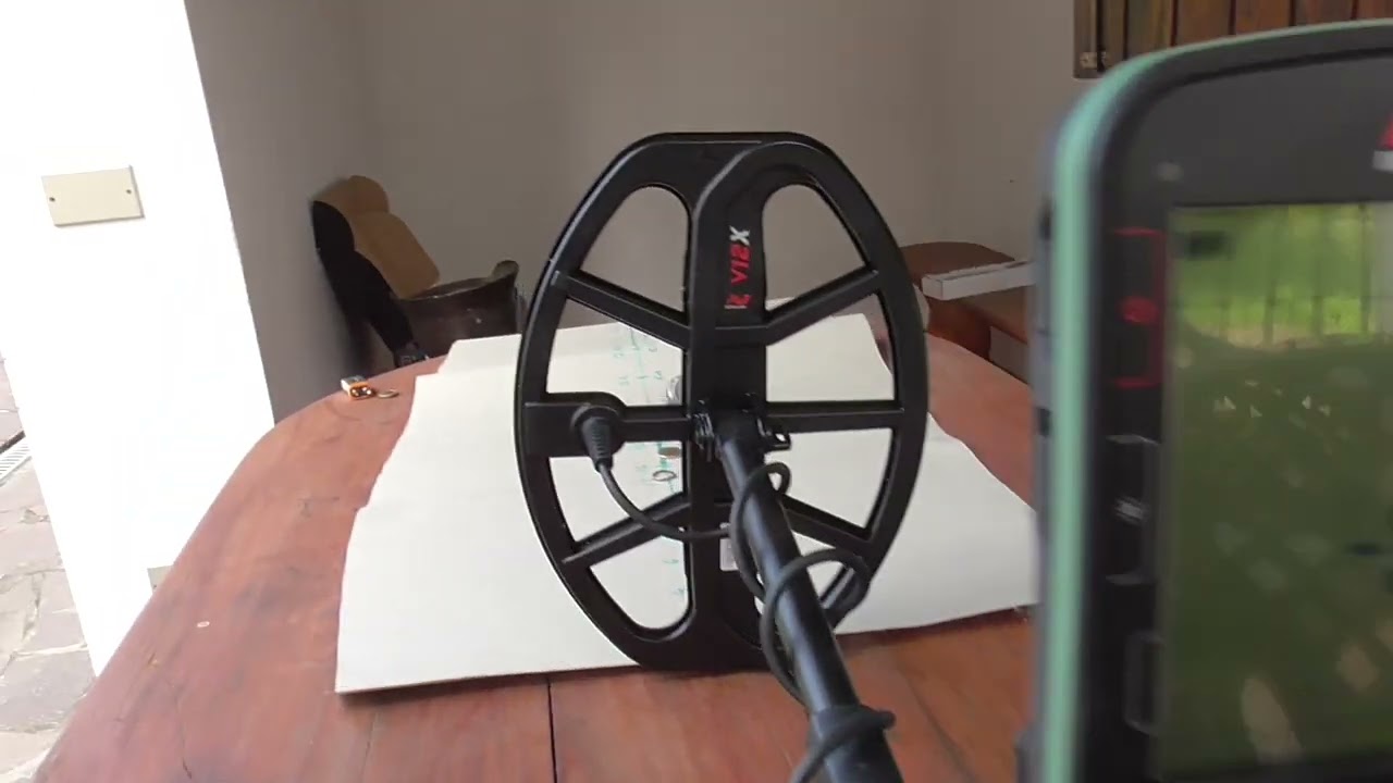 Minelab x terra pro video test di profondita' anello moneta in aria metal detector di ottima potenza