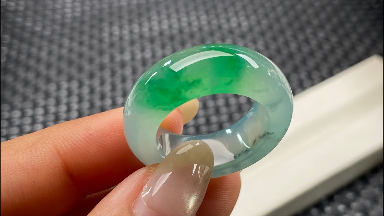 “缅甸禹志珠宝”正在直播！