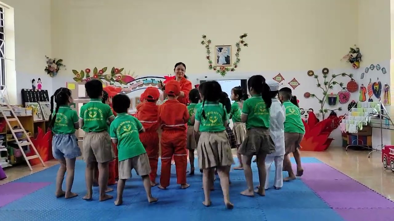 Kỹ năng thoát hiểm khi có cháy. Trẻ 4 - 5t trường Mầm Non Yên Lâm.