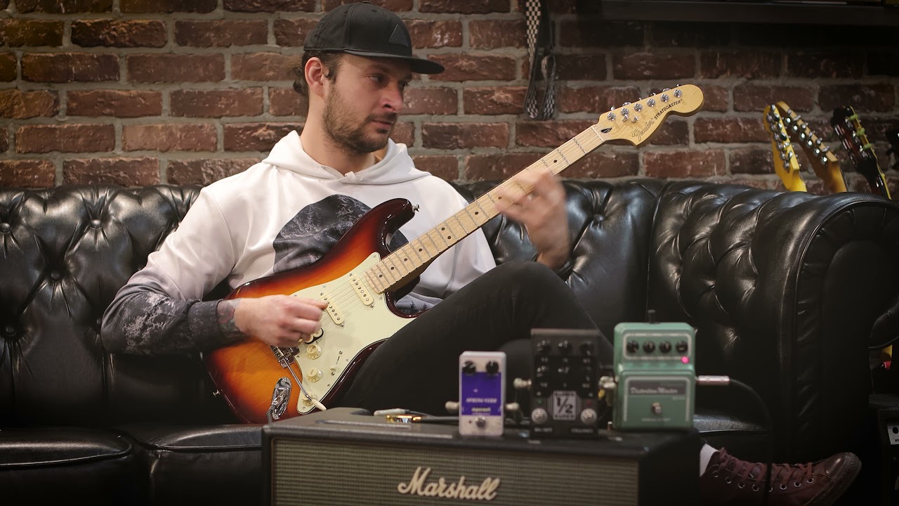 Fender Deluxe Strat HSS Mexico 2017 Guitar Demo (Clean, Crunch, Dist)