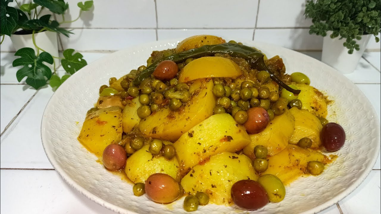 مرقة بلحم بيبي أو الديك الرومي في الكوكوط معلكة و المذاق يا سلام 😋
