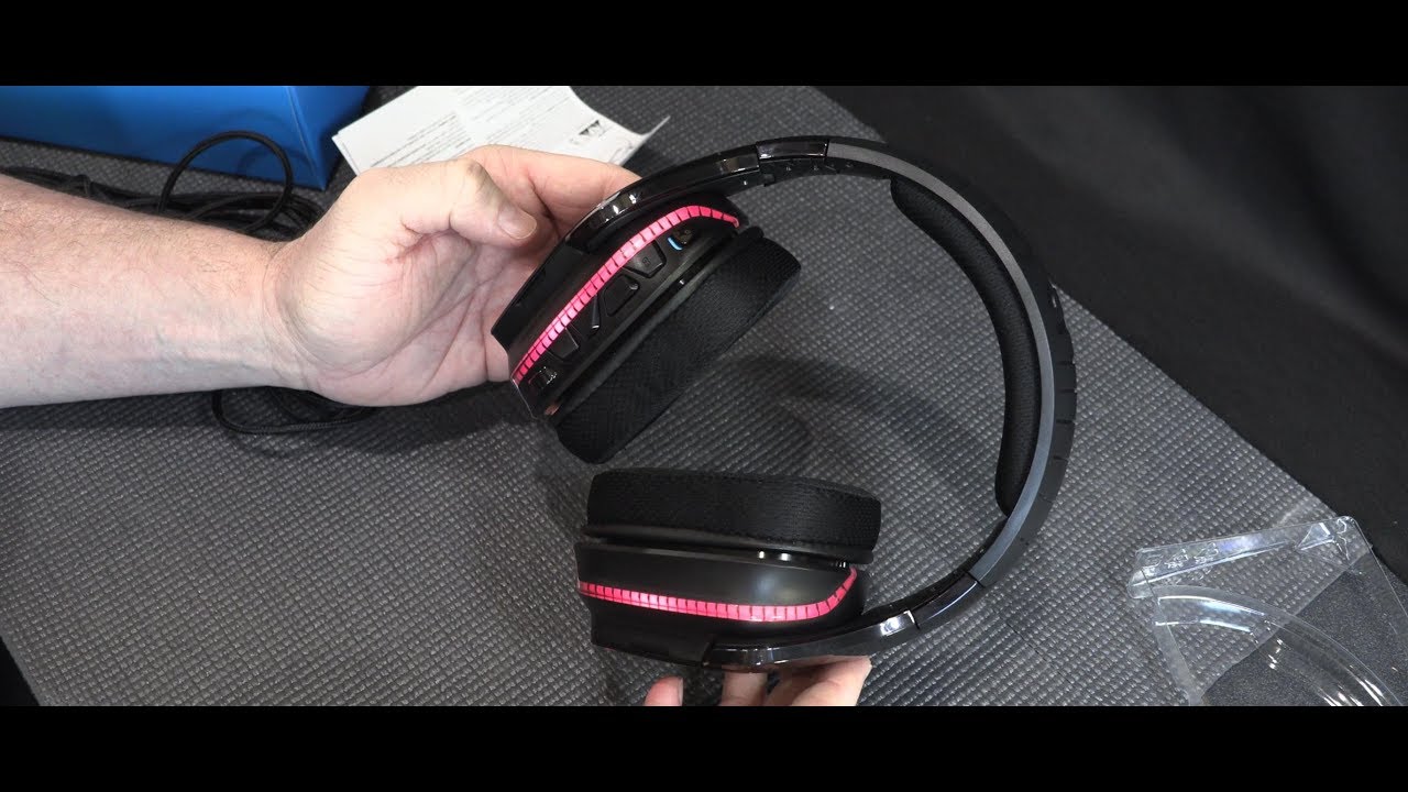 Logitech G933 Artemis Spectrum Wireless 7 1 Surround Sound Headset Unboxing
