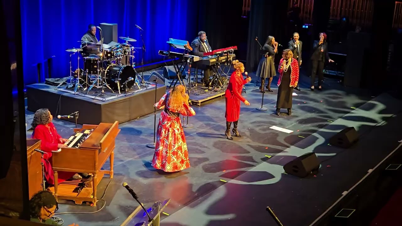 Pooter Golden Playing For The Clark Sisters singing, "You Brought The Sunshine"