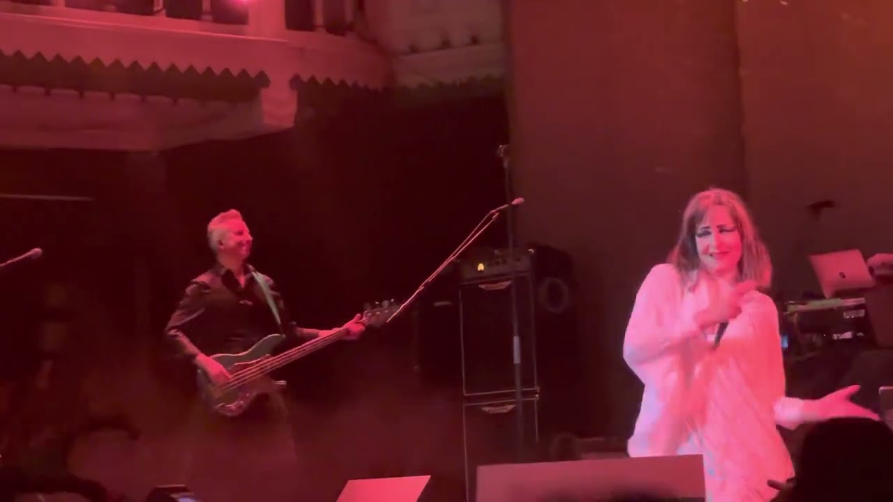 SIOUXSIE - Cities in Dust - live@Paradiso Amsterdam 4-5-2023