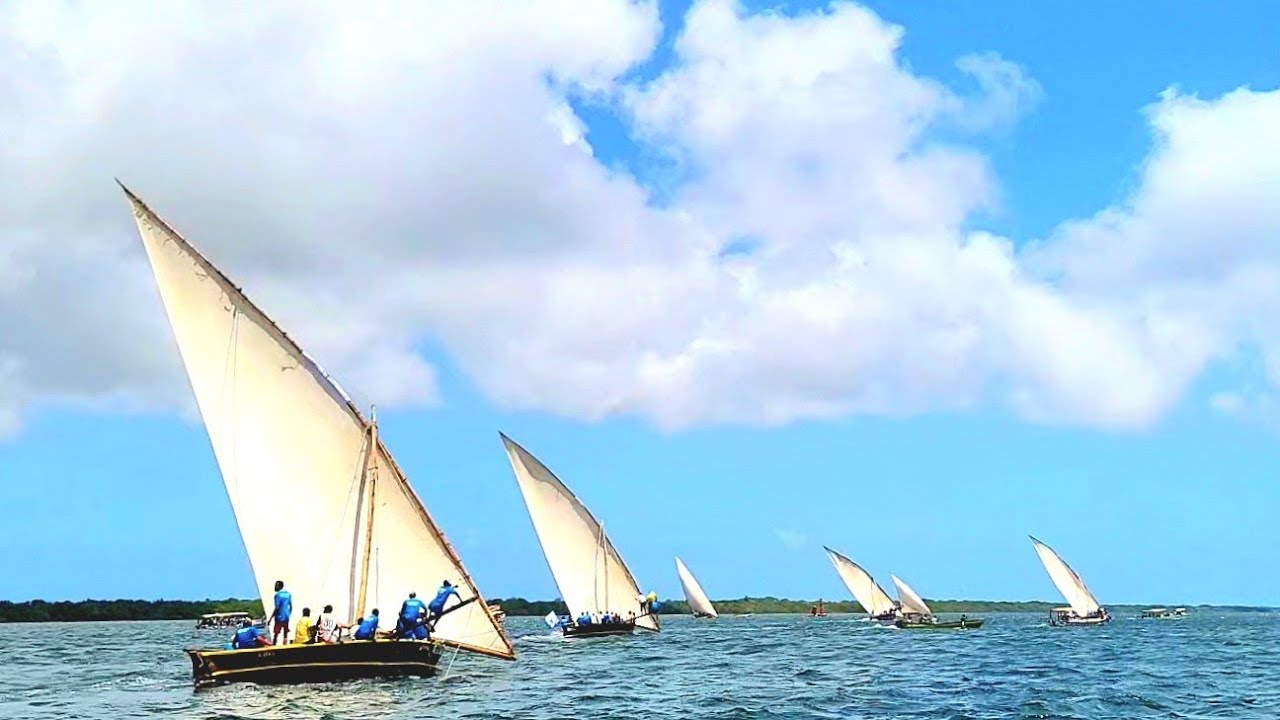 DHOW COMPETITION IN LAMU SPONSORED BY MADAM EUNICE🔥OCEAN FRONT PARADISE NDIO KIBOKO YAKO🫡🫡