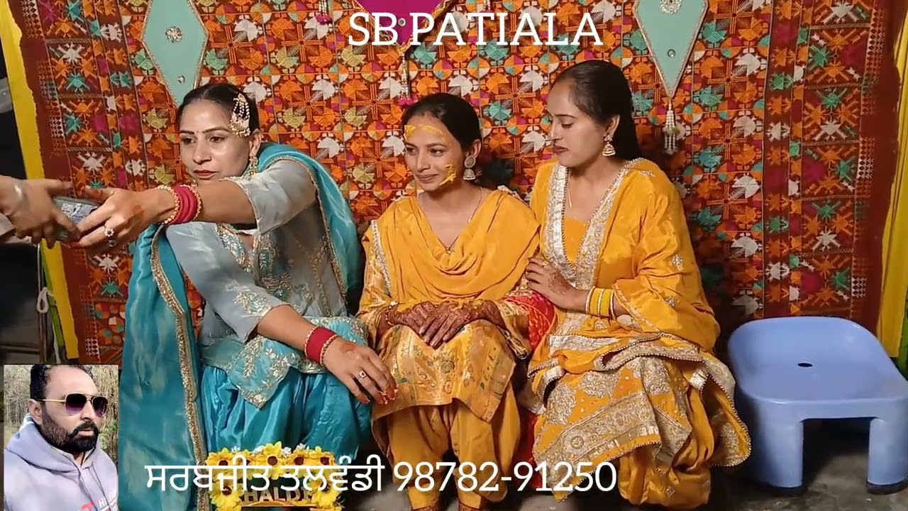 ਲਗਾ ਦਿੱਤੀ ਕੁੜੀ ਨੂੰ ਹਲਦੀ ਸਗਨਾਂ ਦੀ ਸਿੰਪਲ ਤਿਆਰ ਹੋਈ ਕੁੜੀ DJ ਤੇ ਨੱਚ ਨੱਚ ਪੱਟੀਆਂ ਧੂੜਾ #viralvideo #viral