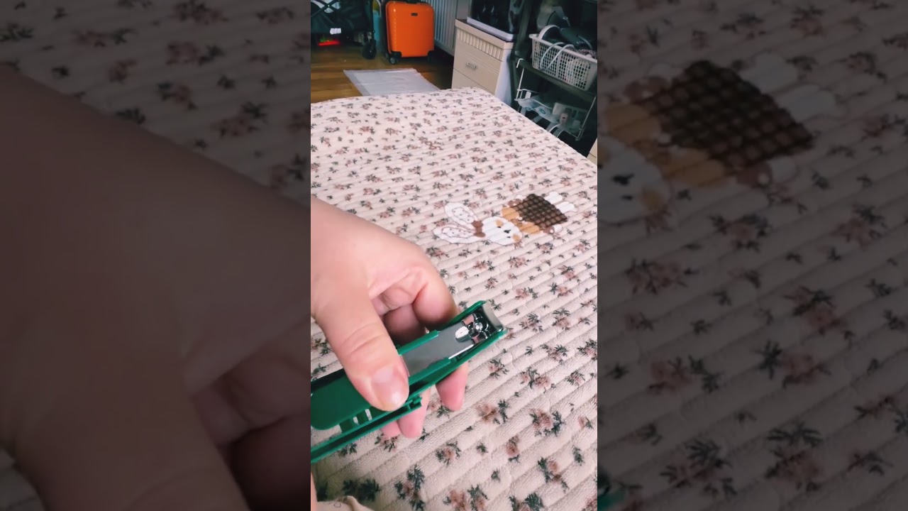 LED Magnifier Nail Clipper — Perfect Cuts Every Time 💡✂️ 