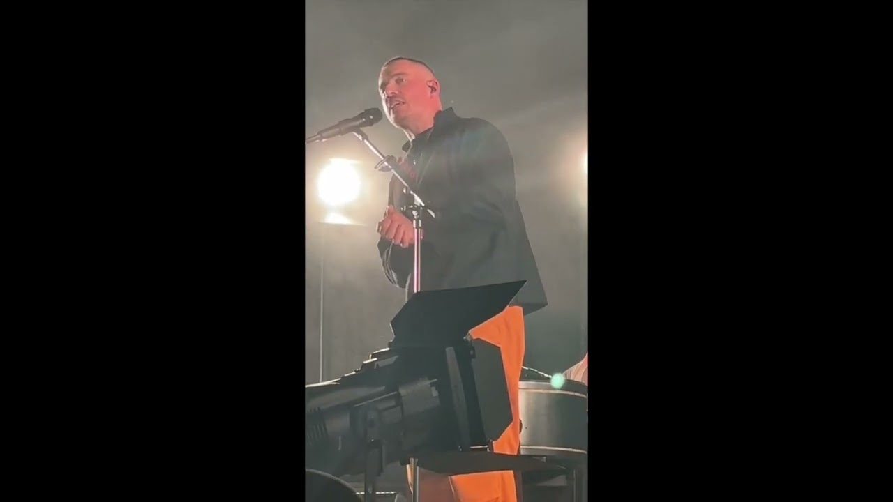 Dermot Kennedy Live