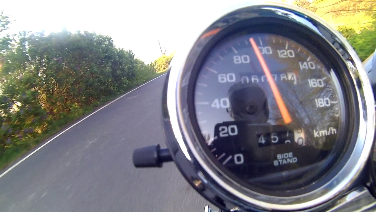 Kawasaki ER 5 acceleration